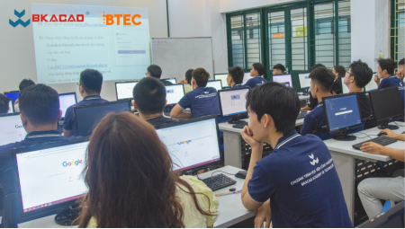 TỔ CHỨC KIỂM TRA PHÂN LOẠI TRÌNH ĐỘ TIẾNG ANH ĐẦU VÀO 2025
