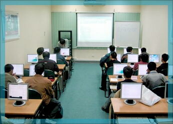 Phòng học đạt tiêu chuẩn tại BKACAD